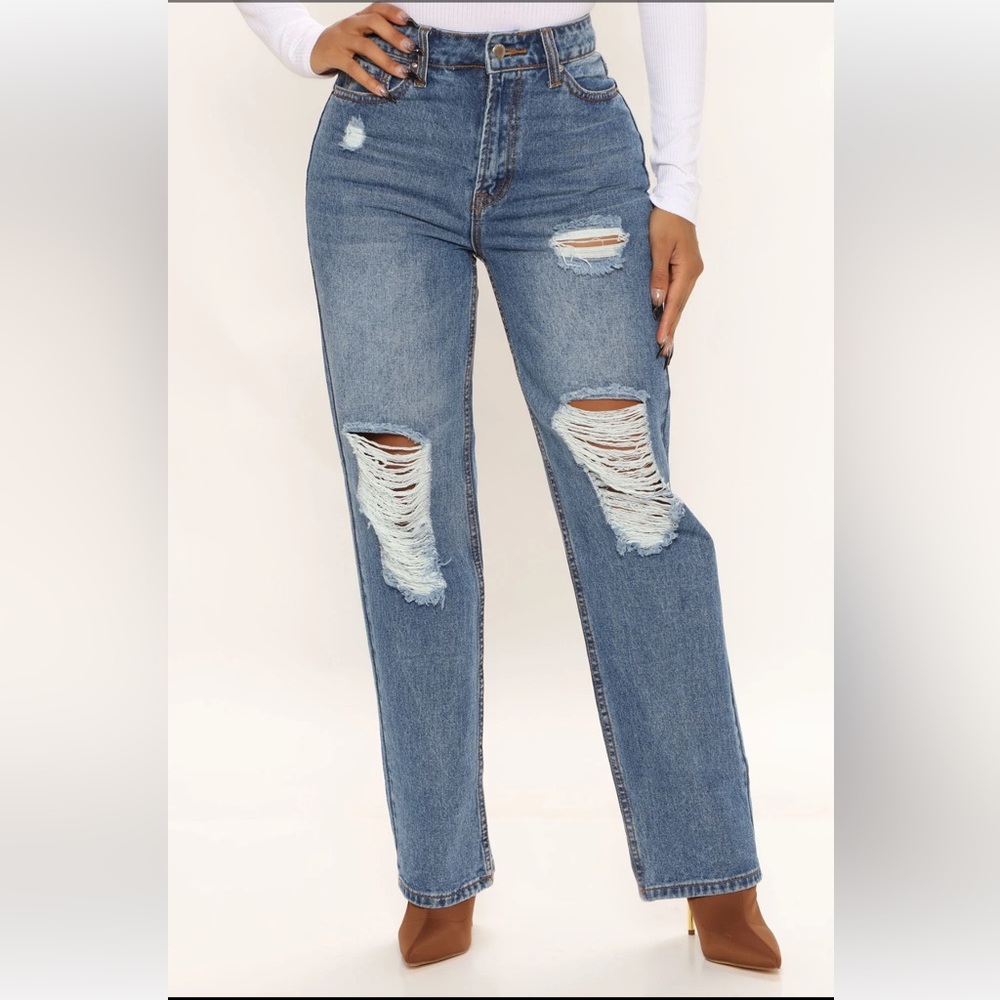 Fashion Nova High Rise Straight Leg Jeans Size 3